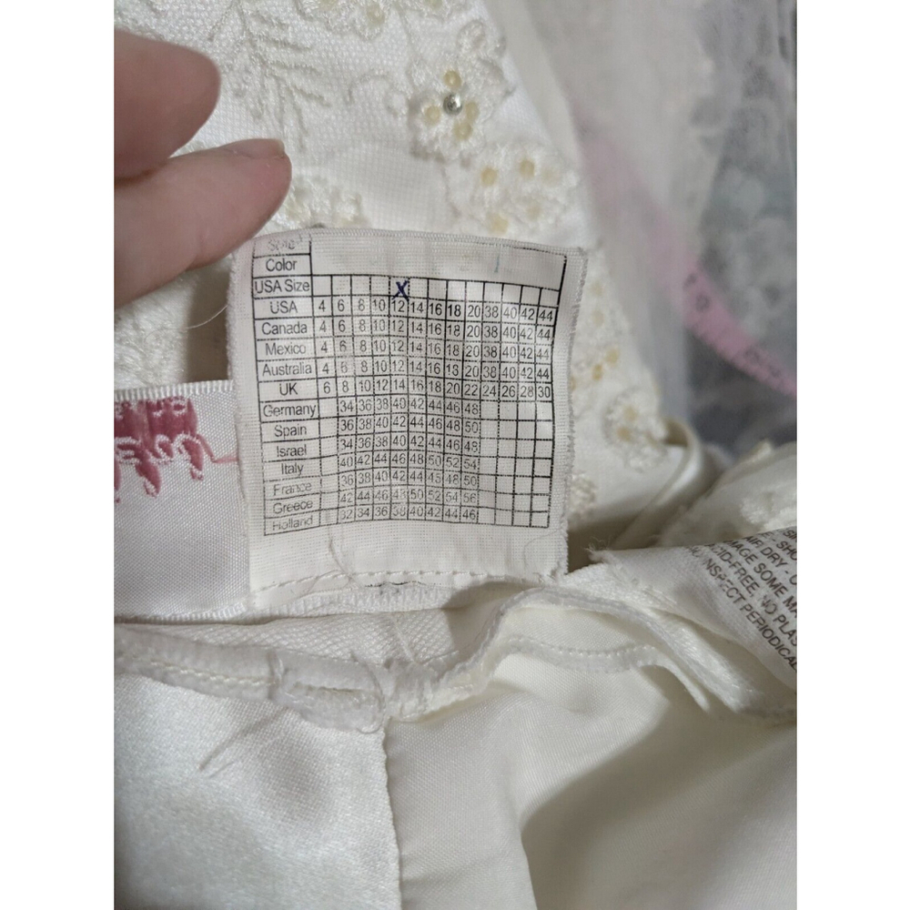 Mon Cheri Bridal Gown Beaded Sleeveless Strapless Train size 12 - Picture 11 of 12